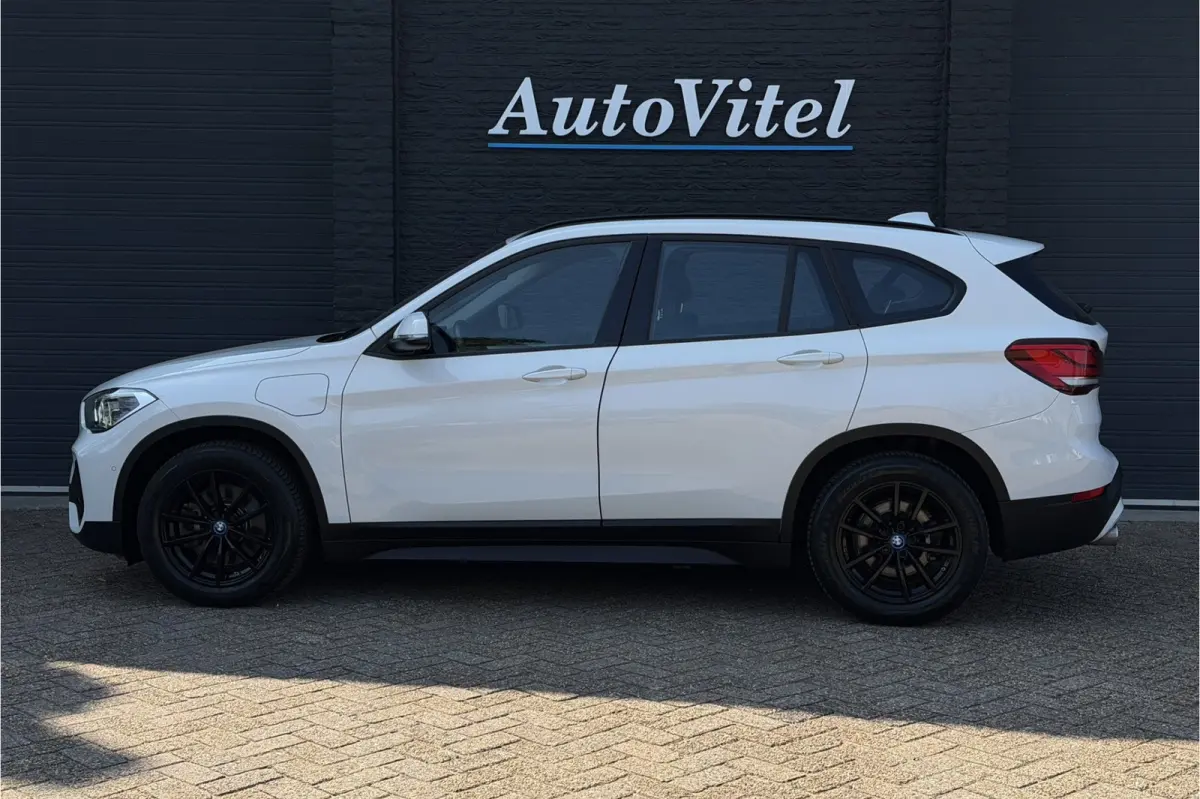 xDrive25e | Elektrische Klep | PDC V + A | LED | Apple Carplay | DAB | 35x op voorraad !