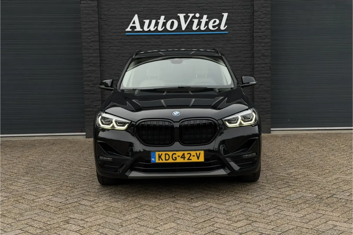 xDrive25e | Leder | Head-Up | PDC V+A | LED | Elektrische Klep | 35x op voorraad !