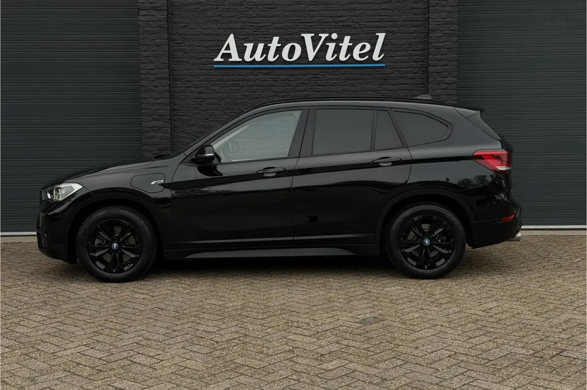 xDrive25e | Leder | Head-Up | PDC V+A | LED | Elektrische Klep | 35x op voorraad !
