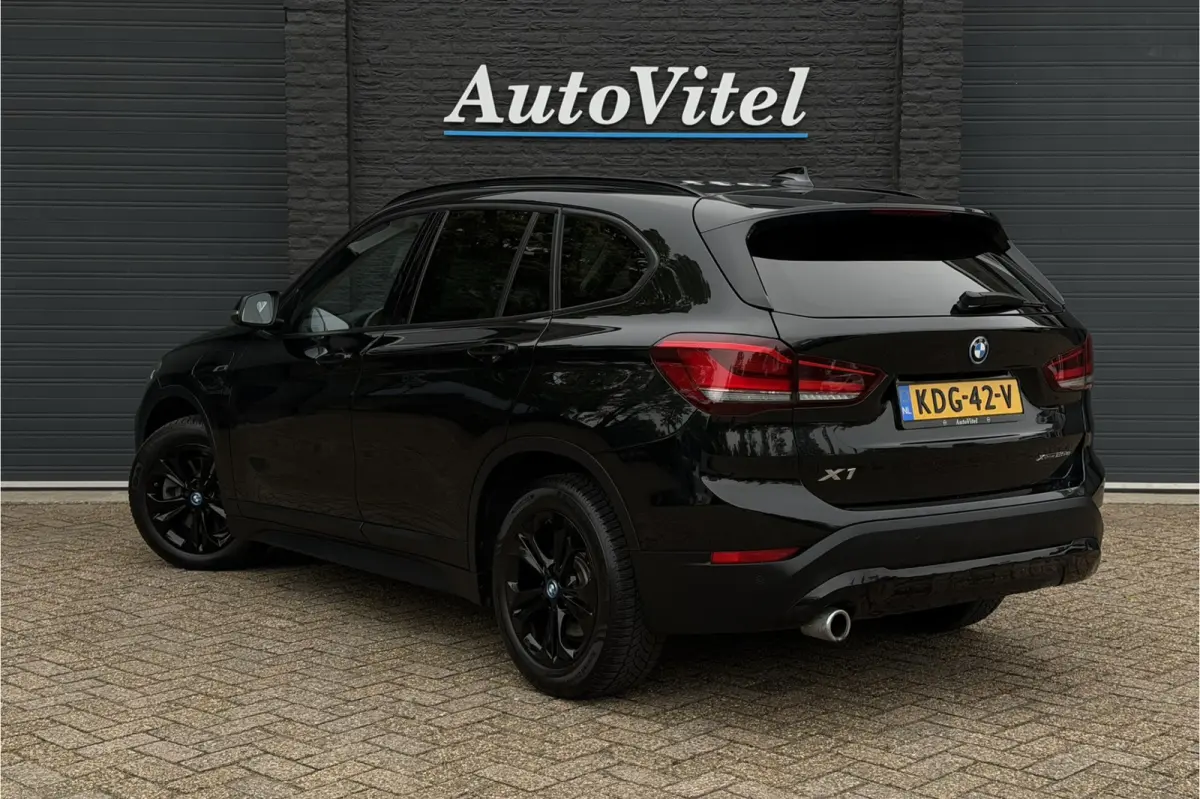 xDrive25e | Leder | Head-Up | PDC V+A | LED | Elektrische Klep | 35x op voorraad !