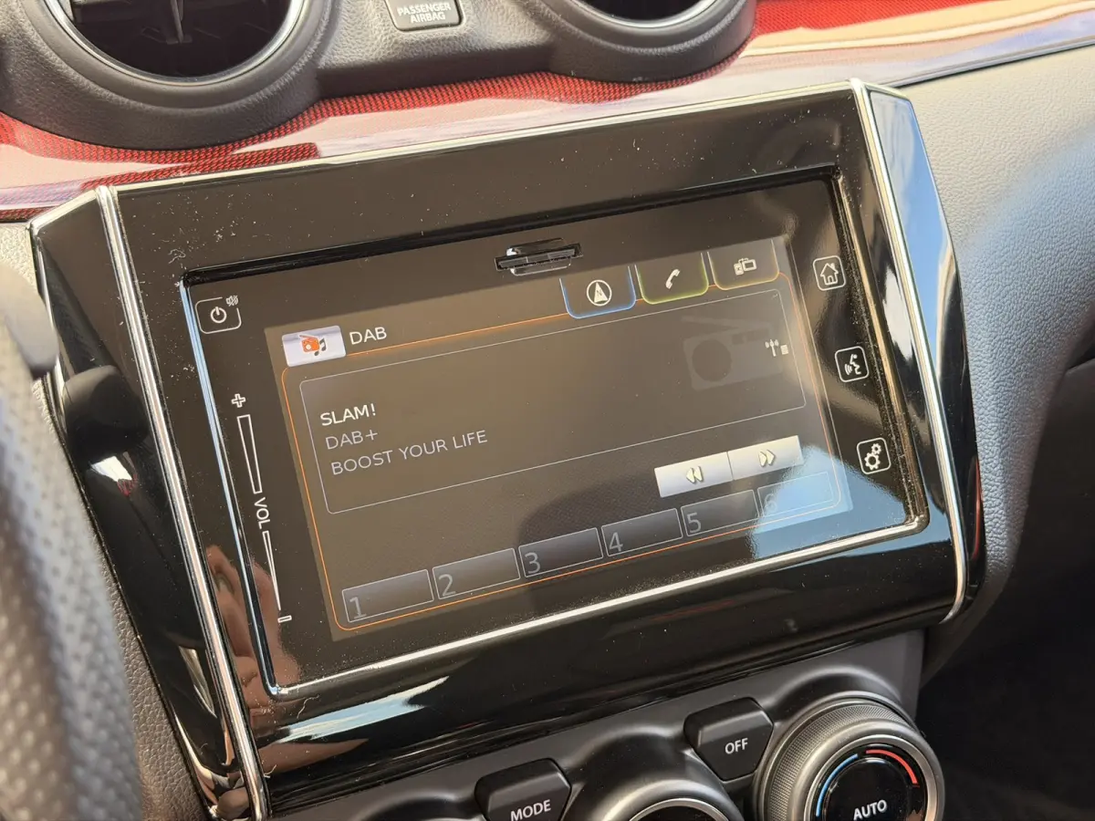 1.4 Sport Smart Hybrid Camera CarPlay ACC 17'' LED Stoelverwarming