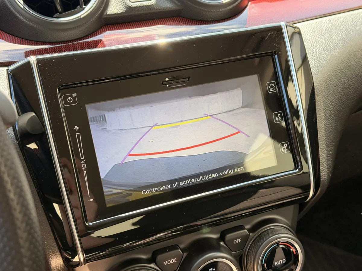 1.4 Sport Smart Hybrid Camera CarPlay ACC 17'' LED Stoelverwarming