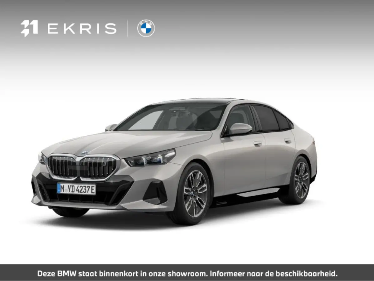 eDrive40 M Sport Edition | M Sport | Travel Pack | Innovation Pack | Panoramadak | Trekhaak