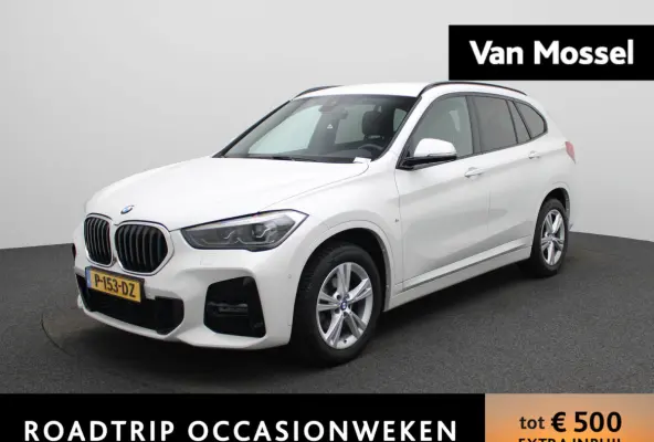 sDrive18i High Executive | M-SPORT | CAMERA | NAVIGATIE | SFEERVERLICHTING | STOELVERWARMING |