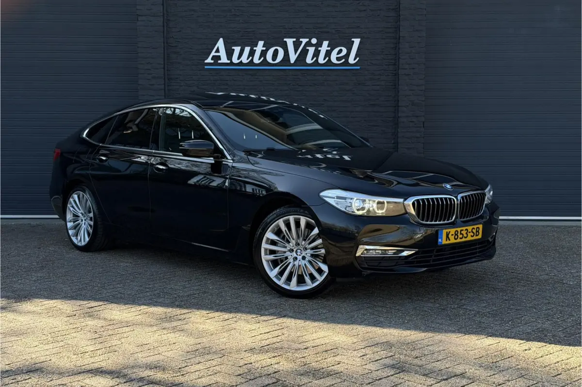 640i xDrive Luxury Line | Panodak | Comfortleder | Camera | LED | Navi Prof.