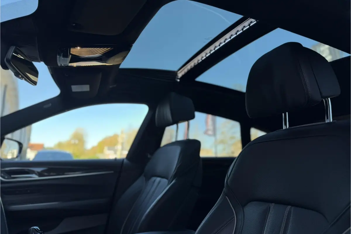 640i xDrive Luxury Line | Panodak | Comfortleder | Camera | LED | Navi Prof.
