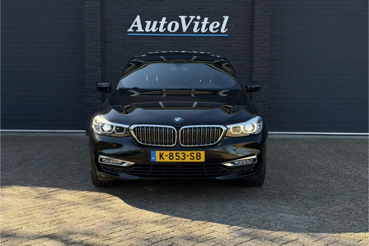 640i xDrive Luxury Line | Panodak | Comfortleder | Camera | LED | Navi Prof.