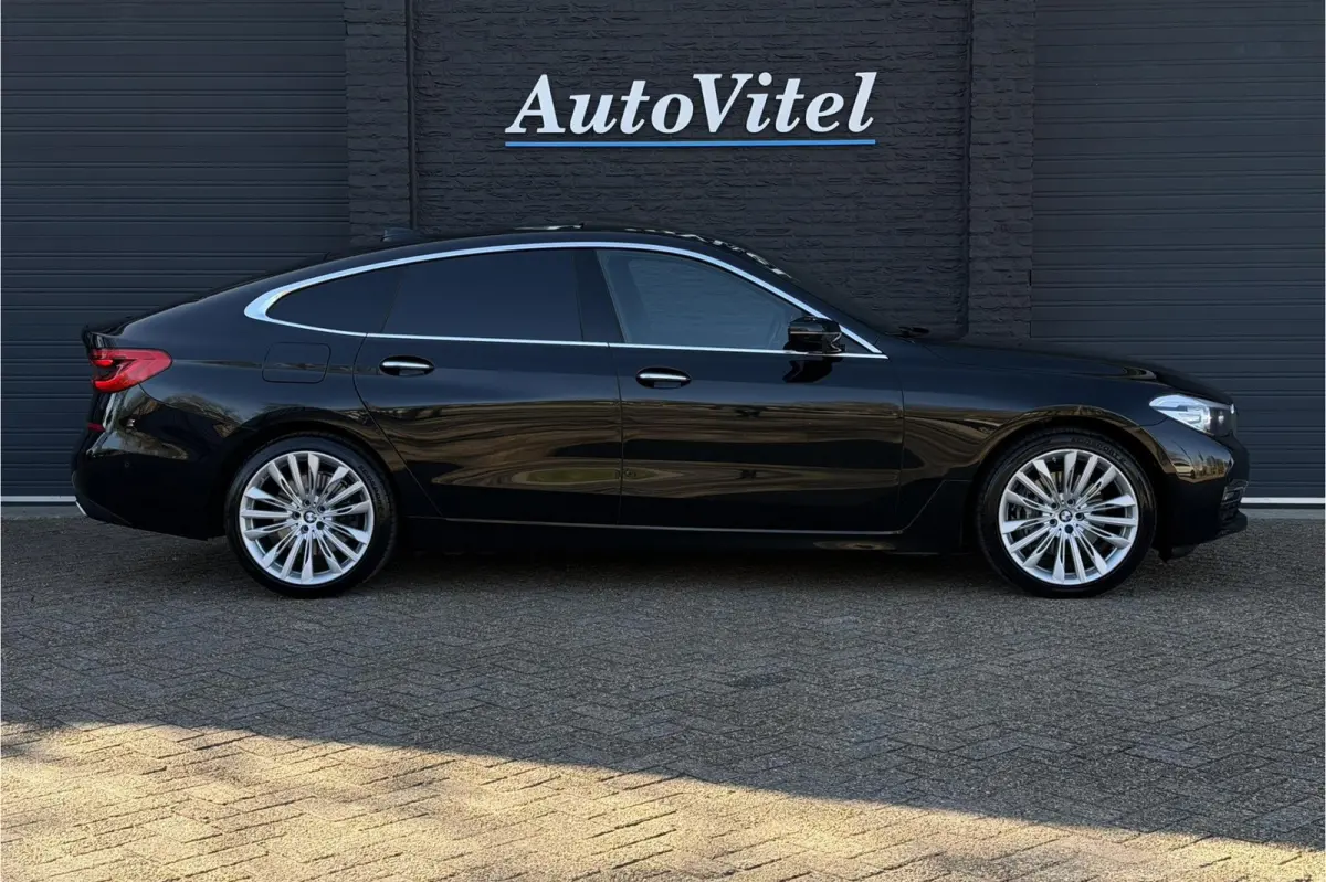 640i xDrive Luxury Line | Panodak | Comfortleder | Camera | LED | Navi Prof.