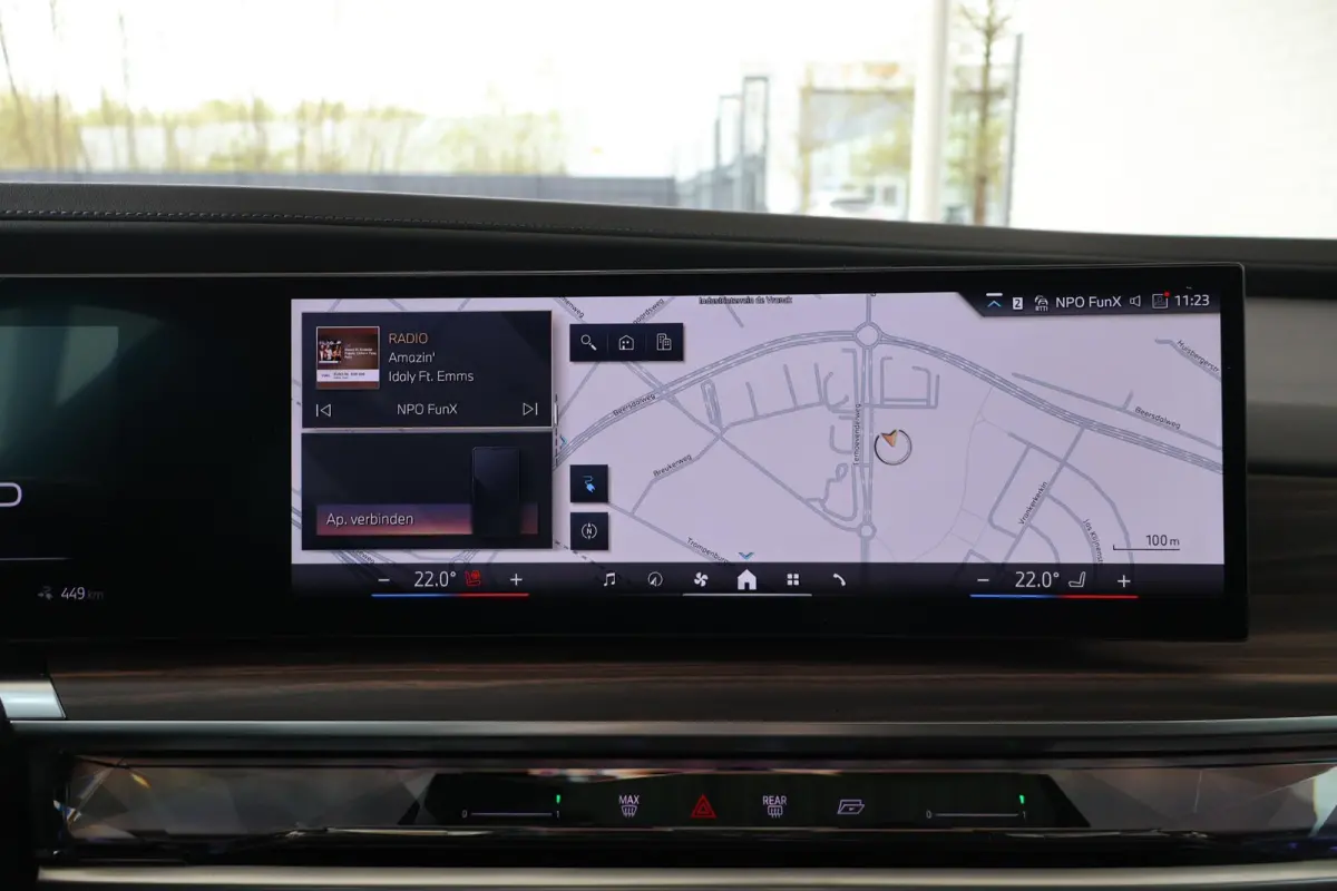 eDrive50 | SOH 100% | High Executive | Connoisseur Pack | M Sportpakket Pro | Innovation Pack | Sky Lounge