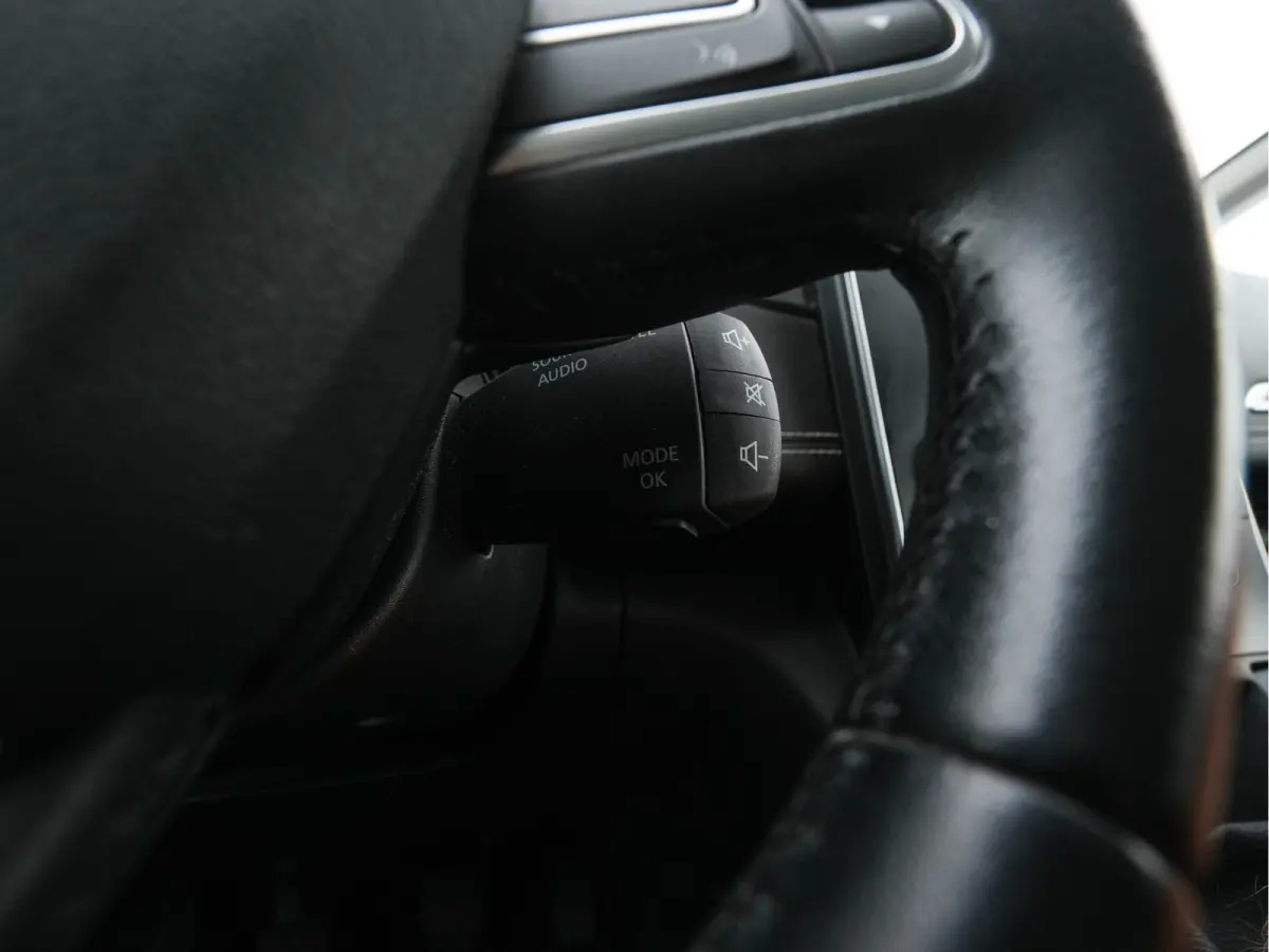 1.2 TCe Intens [ 7-Pers. ] *LEATHER-FABRIC | DIGI-COCKPIT | DAB | KEYLESS | CAMERA | NAVI-FULLMAP | PRIVACY-GLASS | ECC | PDC | TOWBAR | AMBIENTLIGHT | BLINDSPOT | LANE-ASSIST | 20''ALU *