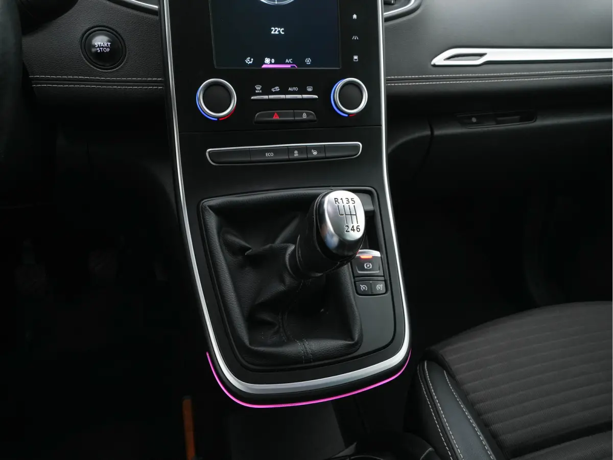 1.2 TCe Intens [ 7-Pers. ] *LEATHER-FABRIC | DIGI-COCKPIT | DAB | KEYLESS | CAMERA | NAVI-FULLMAP | PRIVACY-GLASS | ECC | PDC | TOWBAR | AMBIENTLIGHT | BLINDSPOT | LANE-ASSIST | 20''ALU *