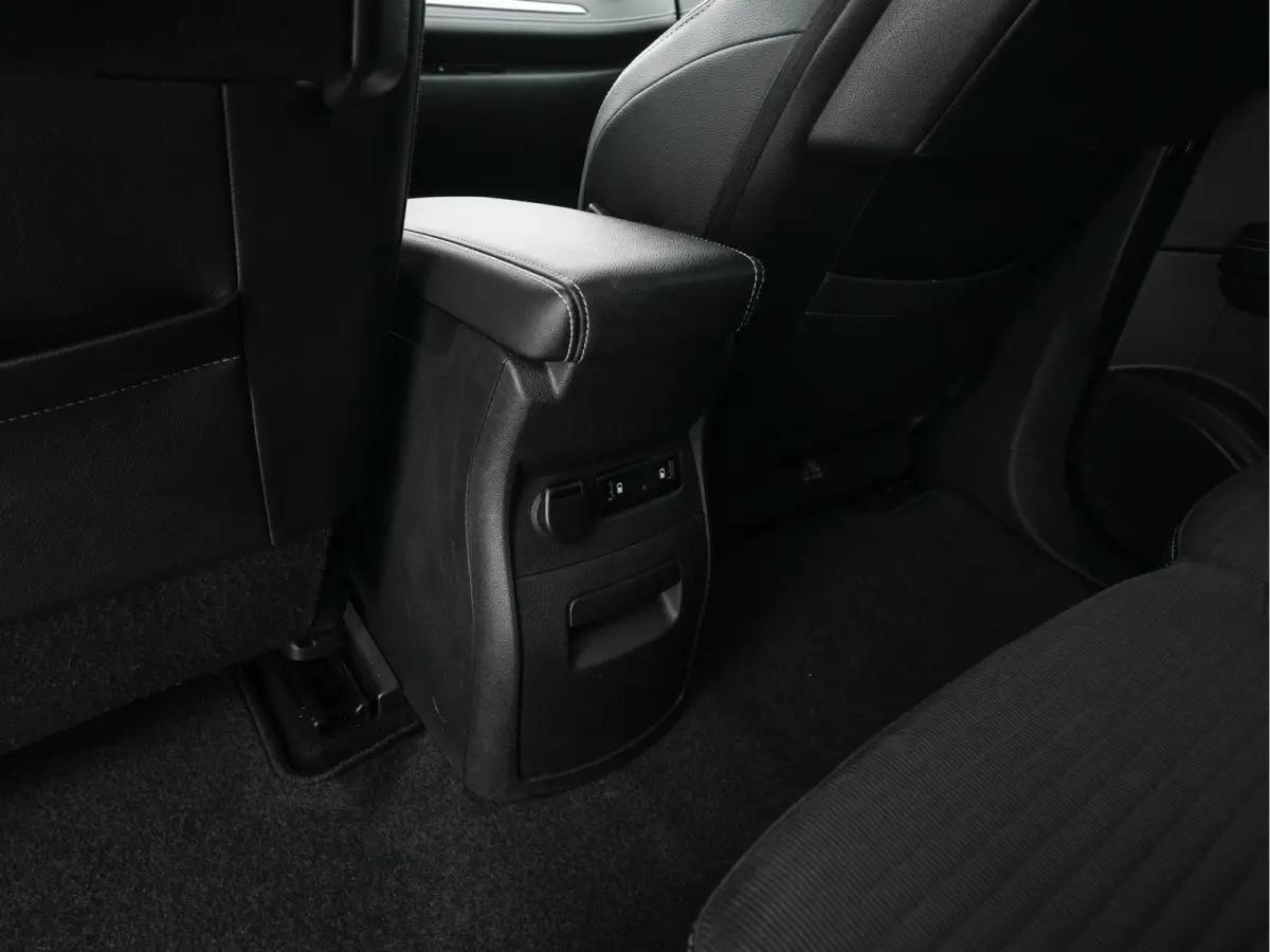 1.2 TCe Intens [ 7-Pers. ] *LEATHER-FABRIC | DIGI-COCKPIT | DAB | KEYLESS | CAMERA | NAVI-FULLMAP | PRIVACY-GLASS | ECC | PDC | TOWBAR | AMBIENTLIGHT | BLINDSPOT | LANE-ASSIST | 20''ALU *