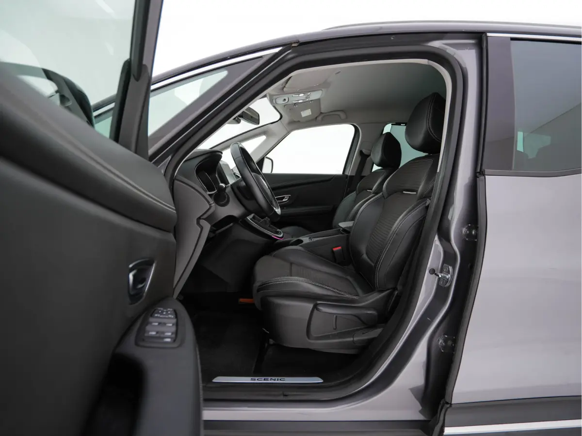 1.2 TCe Intens [ 7-Pers. ] *LEATHER-FABRIC | DIGI-COCKPIT | DAB | KEYLESS | CAMERA | NAVI-FULLMAP | PRIVACY-GLASS | ECC | PDC | TOWBAR | AMBIENTLIGHT | BLINDSPOT | LANE-ASSIST | 20''ALU *