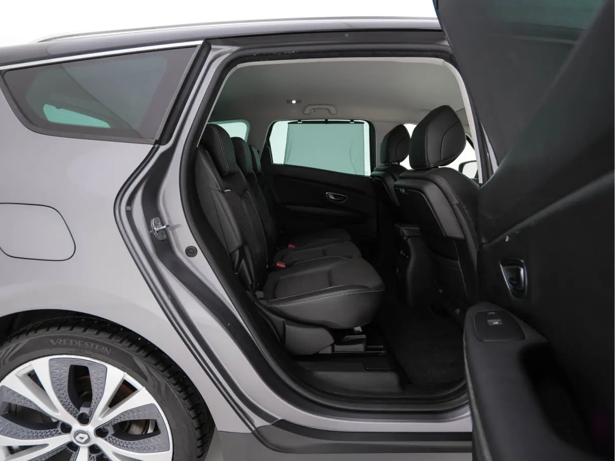 1.2 TCe Intens [ 7-Pers. ] *LEATHER-FABRIC | DIGI-COCKPIT | DAB | KEYLESS | CAMERA | NAVI-FULLMAP | PRIVACY-GLASS | ECC | PDC | TOWBAR | AMBIENTLIGHT | BLINDSPOT | LANE-ASSIST | 20''ALU *