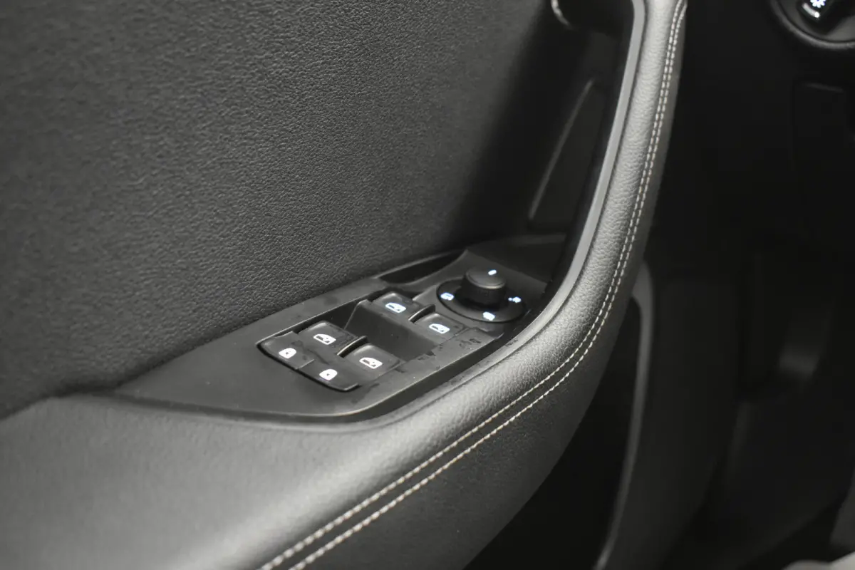 1.4 TSI iV PHEV Style EL Trekh + aKlep Mem Seats Camera Canton Sound  Stuur/stoel v+a Verwarming