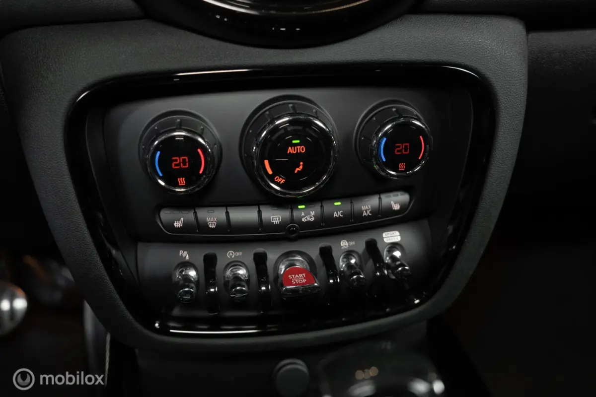 2.0 JCW ALL4 Chili PANO|HK|HUD|CAMERA|CARPLAY|