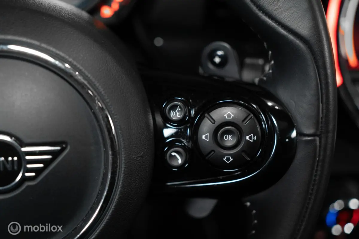 2.0 JCW ALL4 Chili PANO|HK|HUD|CAMERA|CARPLAY|