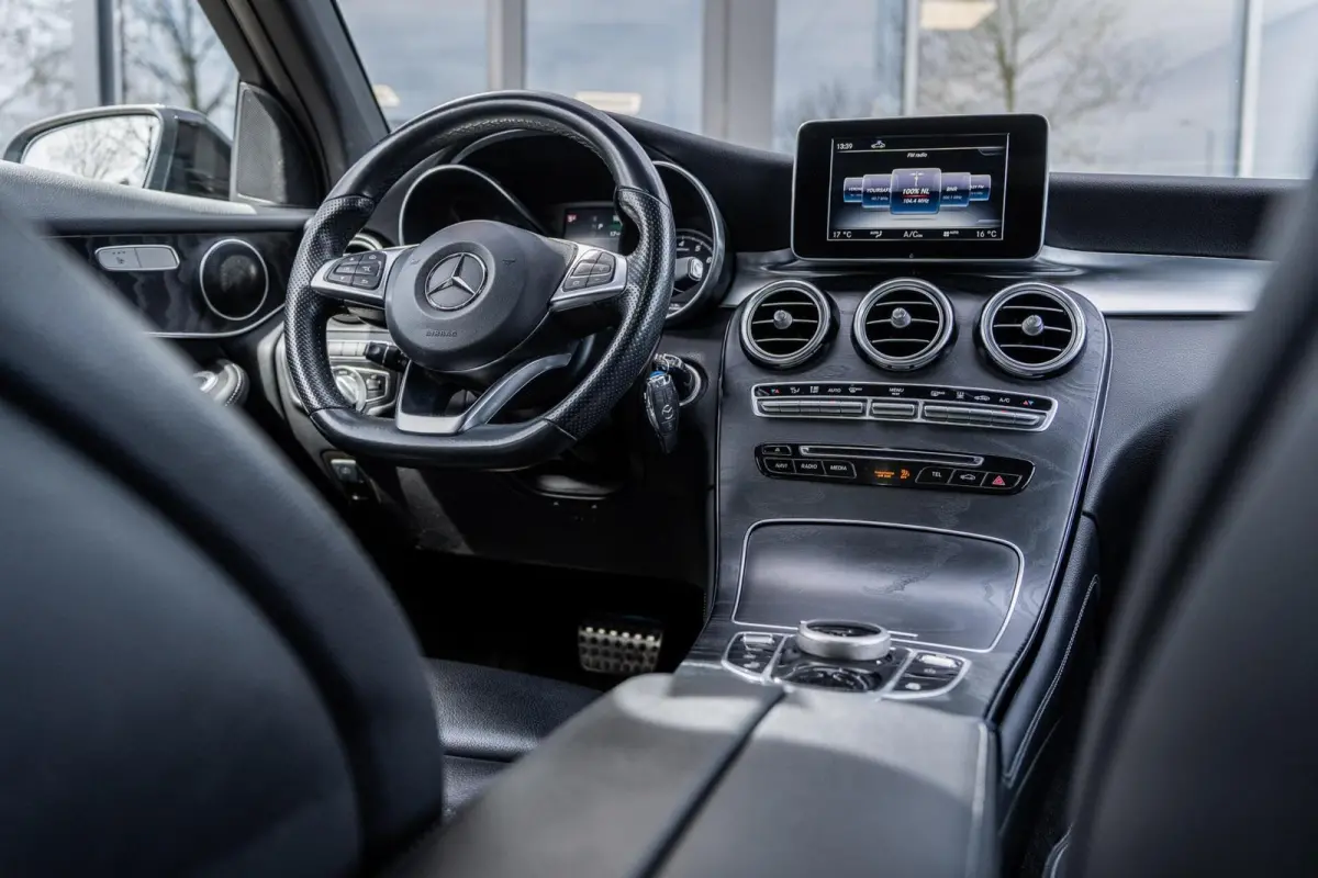 350e 4MATIC Premium AMG|PANO|STOELVERW