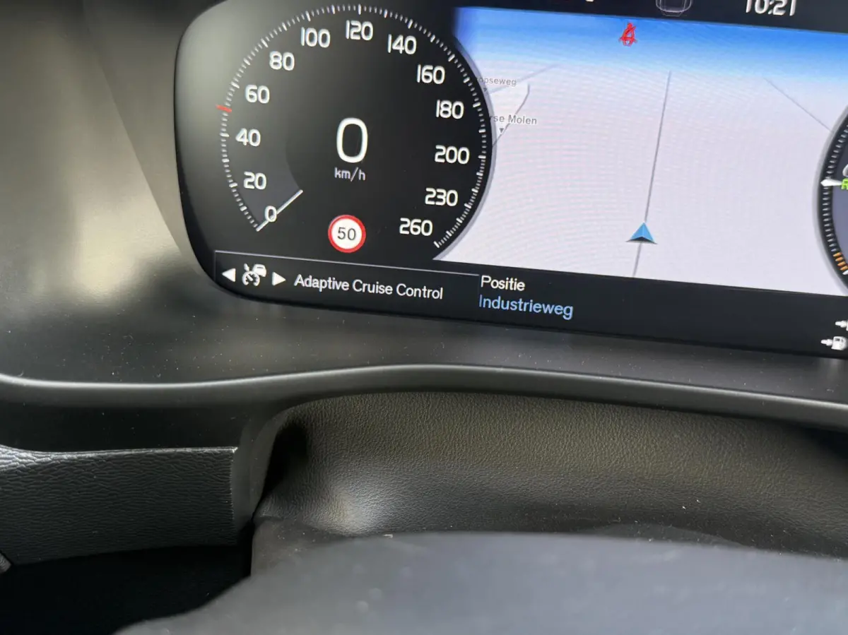 1.5 T5 PLUG-IN POLESTAR PANO TREKHAAK adaptive cruis.