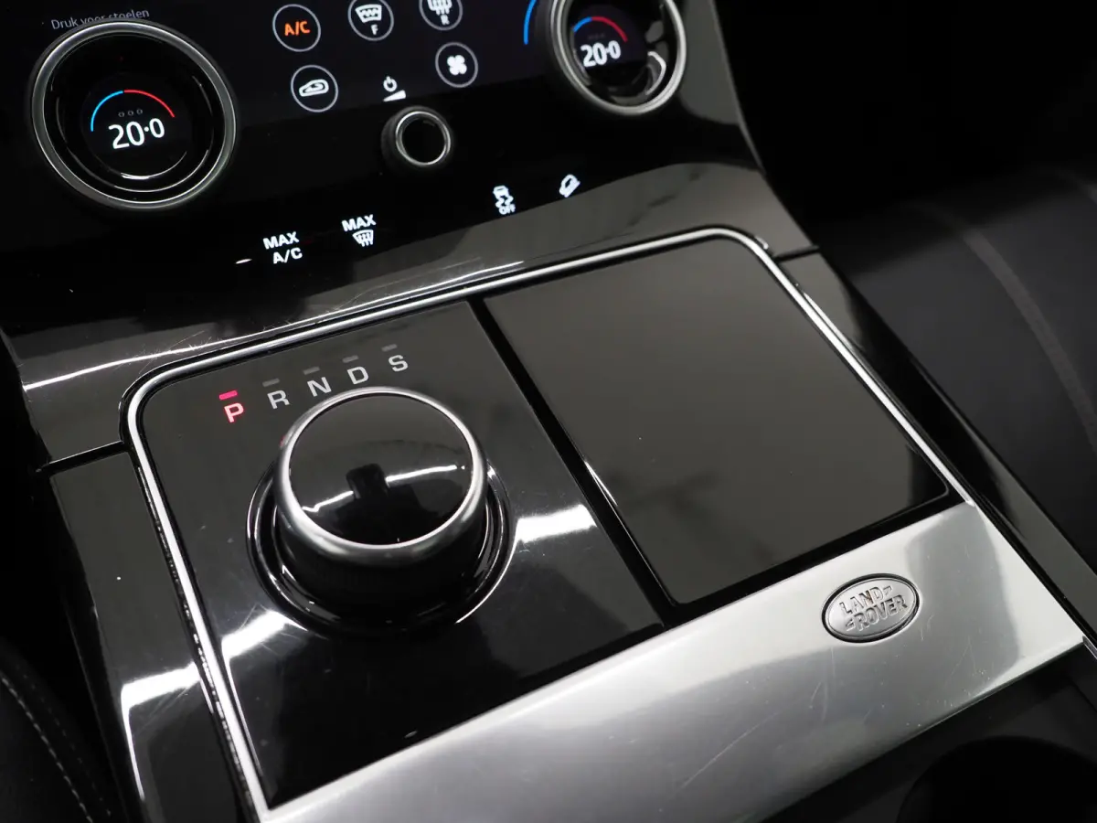 3.0 V6 AWD 300PK | NL Auto | Panoramadak | Luchtvering | 360 | Trekhaak | Meridian | Keyless | Carplay