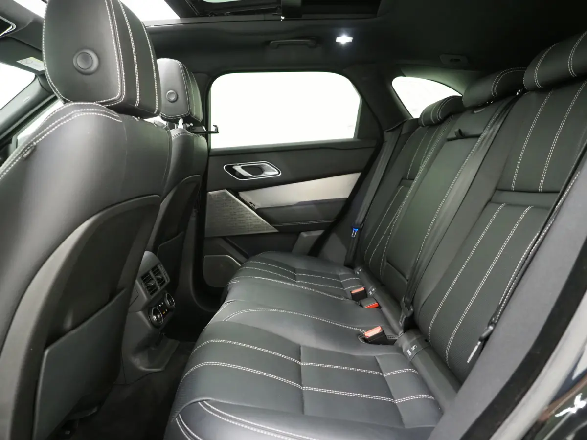 3.0 V6 AWD 300PK | NL Auto | Panoramadak | Luchtvering | 360 | Trekhaak | Meridian | Keyless | Carplay