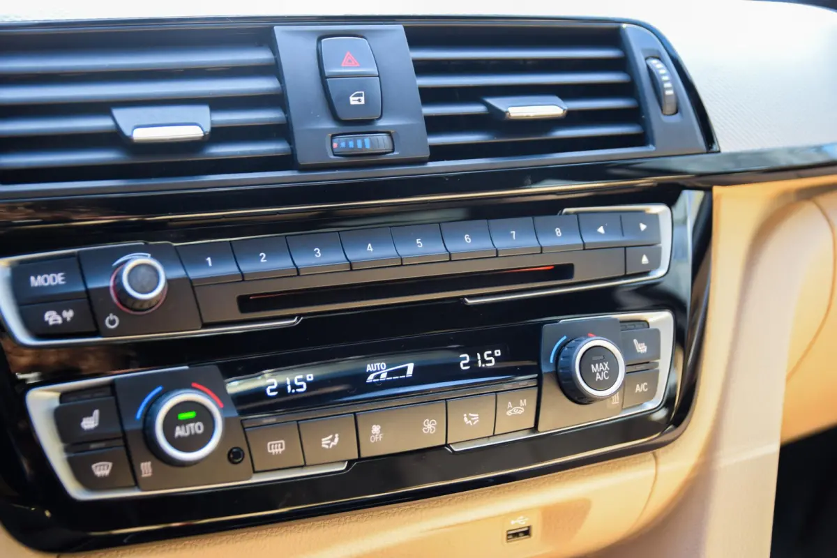 420i M-Sport | Schuif-/kanteldak | Navigatie | Camera | Harman\Kardon | NAP