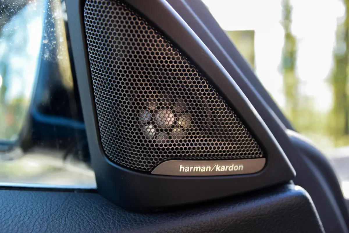 420i M-Sport | Schuif-/kanteldak | Navigatie | Camera | Harman\Kardon | NAP