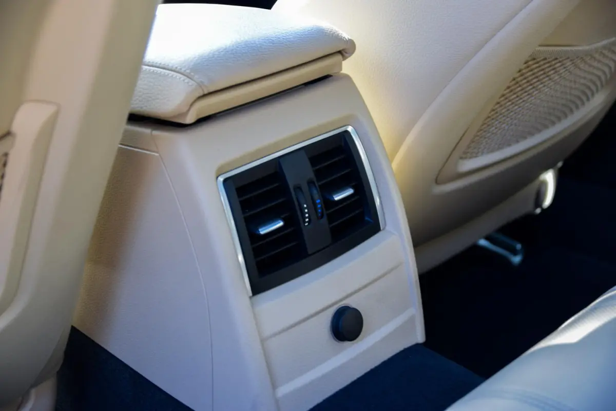 420i M-Sport | Schuif-/kanteldak | Navigatie | Camera | Harman\Kardon | NAP