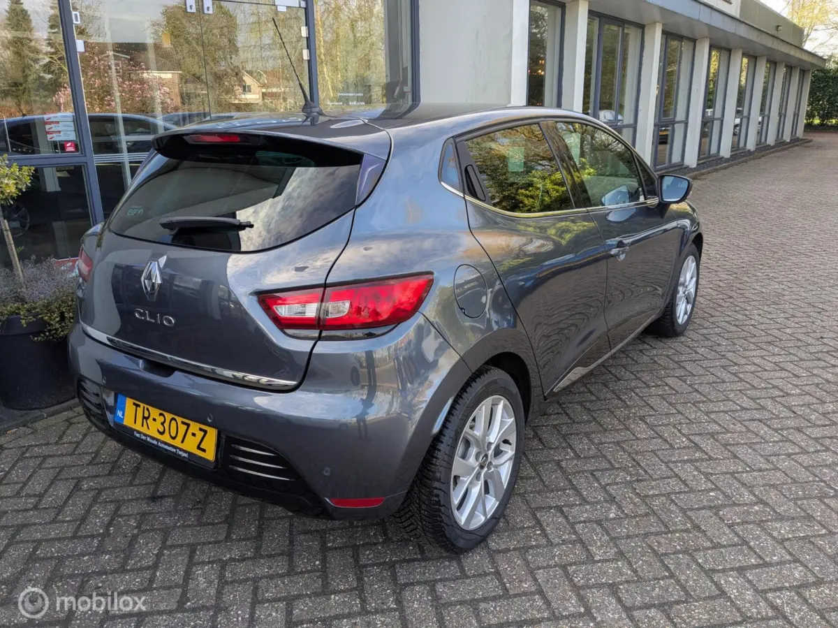 0.9 TCe Limited 1e Eig|