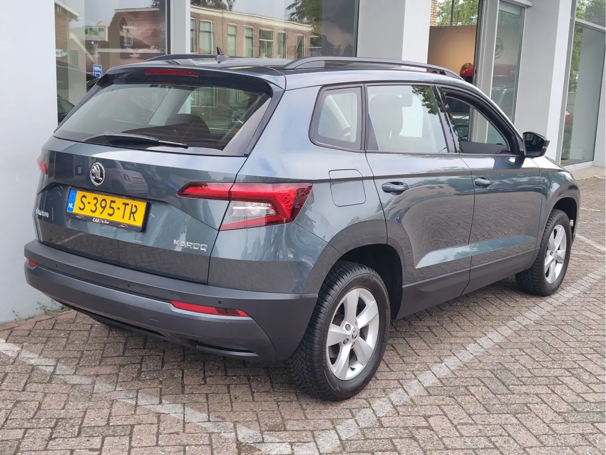 1.0 TSI AMBITION BUSINESS DSG Navi | Carplay/Android | Cruise | Parkeersensoren V+A