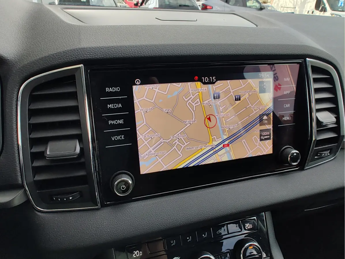 1.0 TSI AMBITION BUSINESS DSG Navi | Carplay/Android | Cruise | Parkeersensoren V+A
