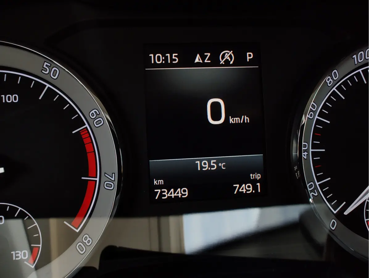 1.0 TSI AMBITION BUSINESS DSG Navi | Carplay/Android | Cruise | Parkeersensoren V+A