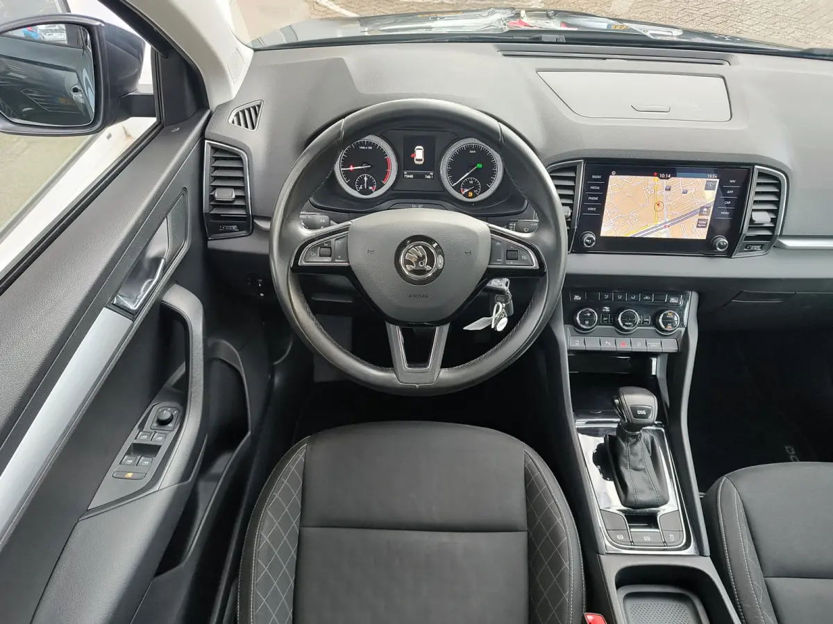 1.0 TSI AMBITION BUSINESS DSG Navi | Carplay/Android | Cruise | Parkeersensoren V+A