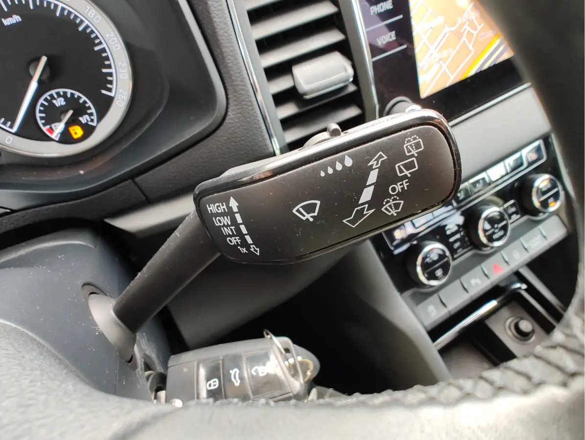 1.0 TSI AMBITION BUSINESS DSG Navi | Carplay/Android | Cruise | Parkeersensoren V+A