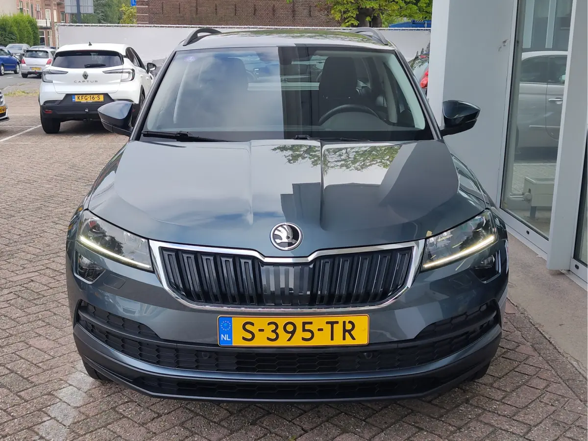 1.0 TSI AMBITION BUSINESS DSG Navi | Carplay/Android | Cruise | Parkeersensoren V+A