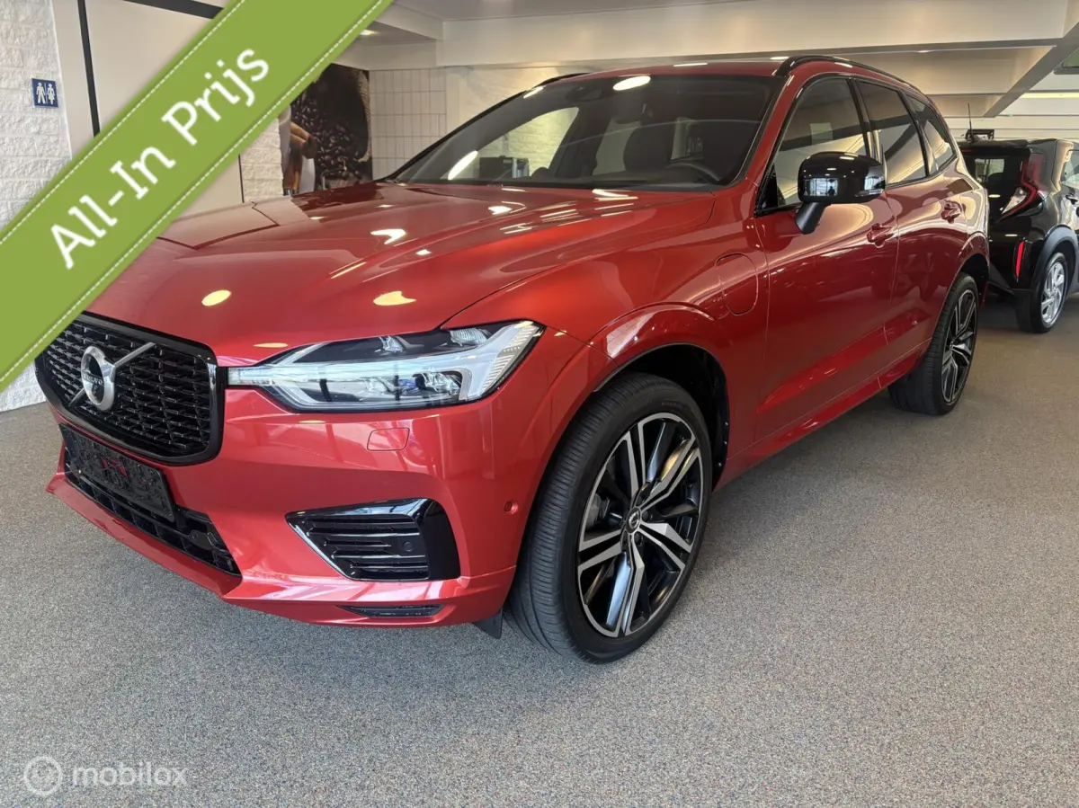 2.0 T8 Plug-in hybrid AWD R-Design , B&W , Pano