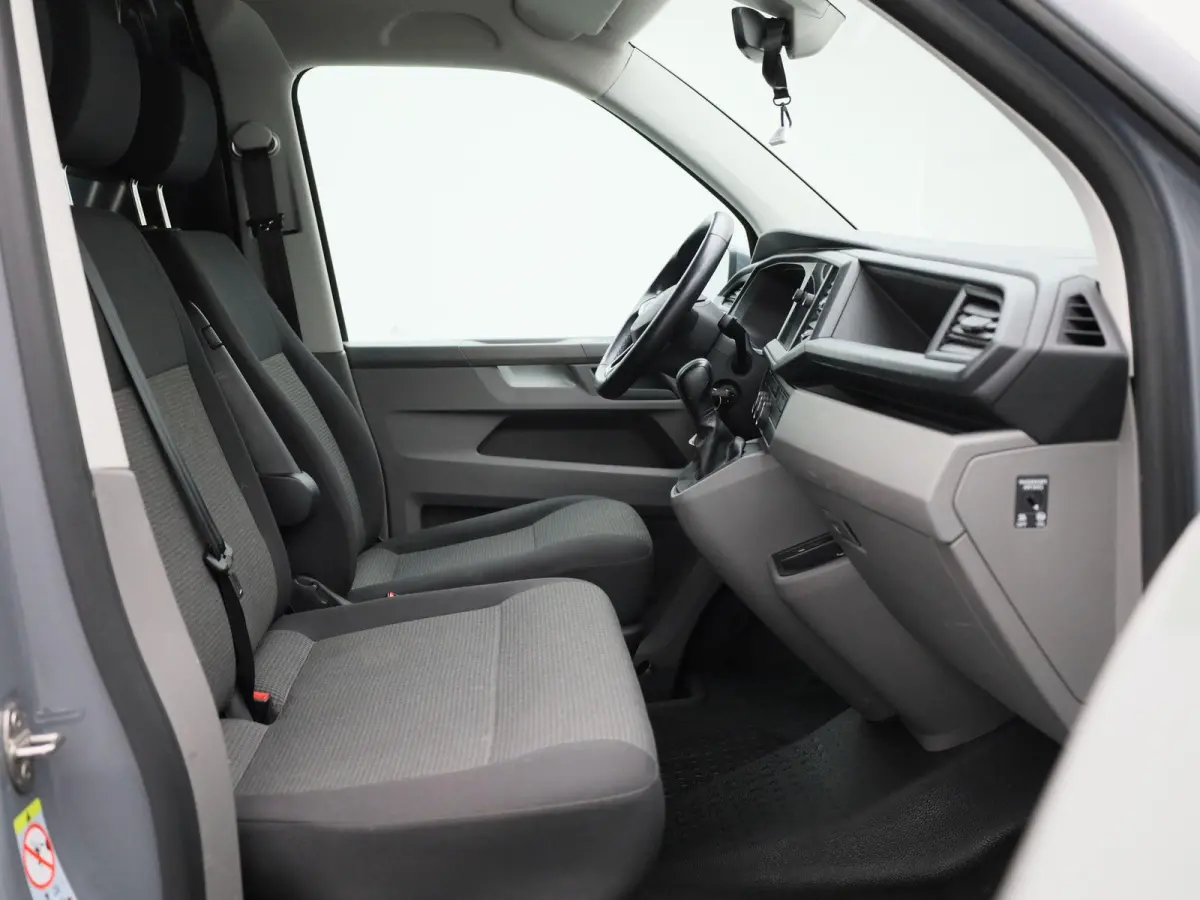 2.0 TDI L2H1 4Motion 150PK | Automaat | Multifunctioneel Stuurwiel | Parkeersensoren Voor + Achter | Navigatie | Achteruitrijcamera | Airco | Adaptive Cruise Controle | Lane Assist |