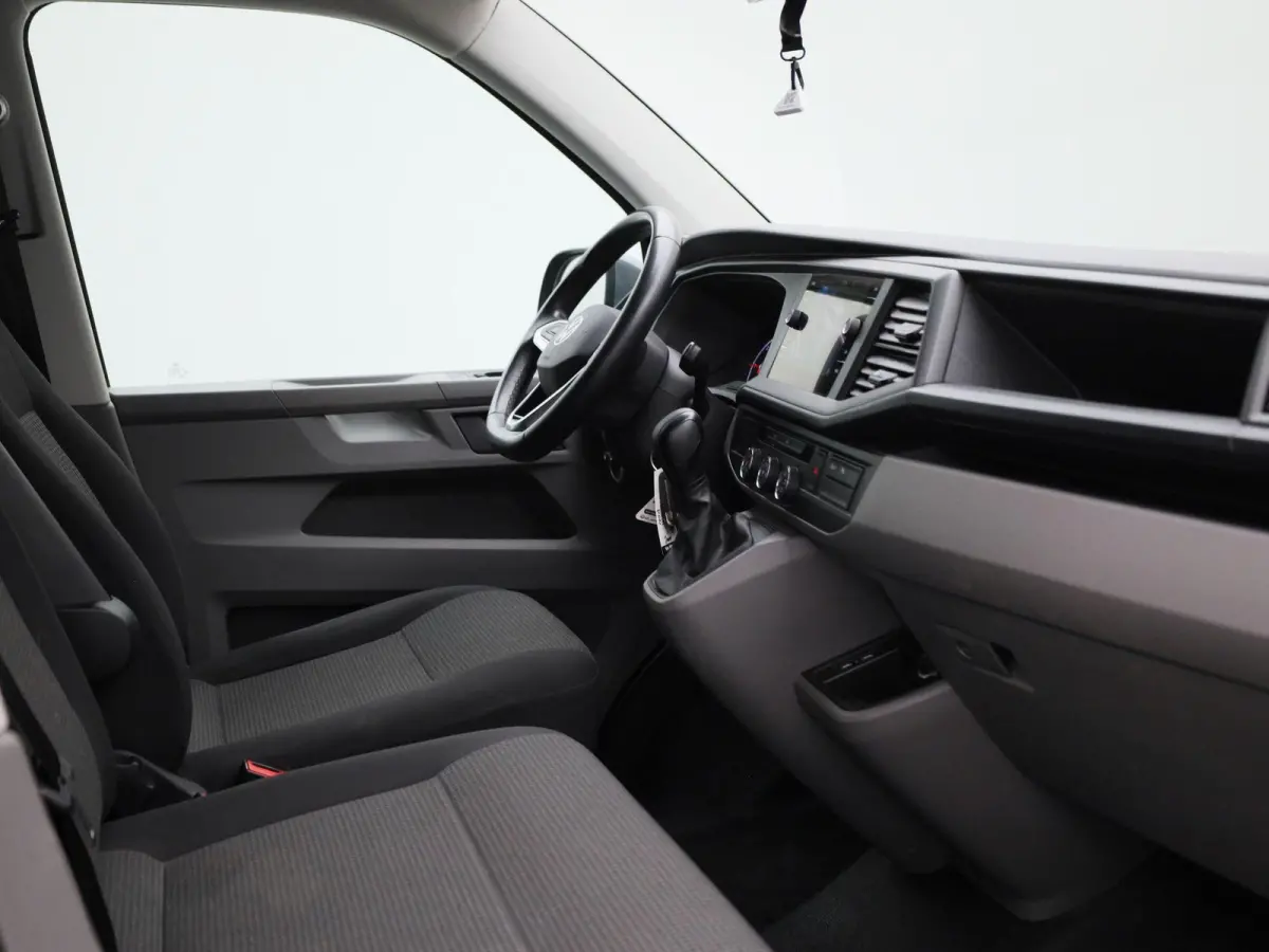 2.0 TDI L2H1 4Motion 150PK | Automaat | Multifunctioneel Stuurwiel | Parkeersensoren Voor + Achter | Navigatie | Achteruitrijcamera | Airco | Adaptive Cruise Controle | Lane Assist |