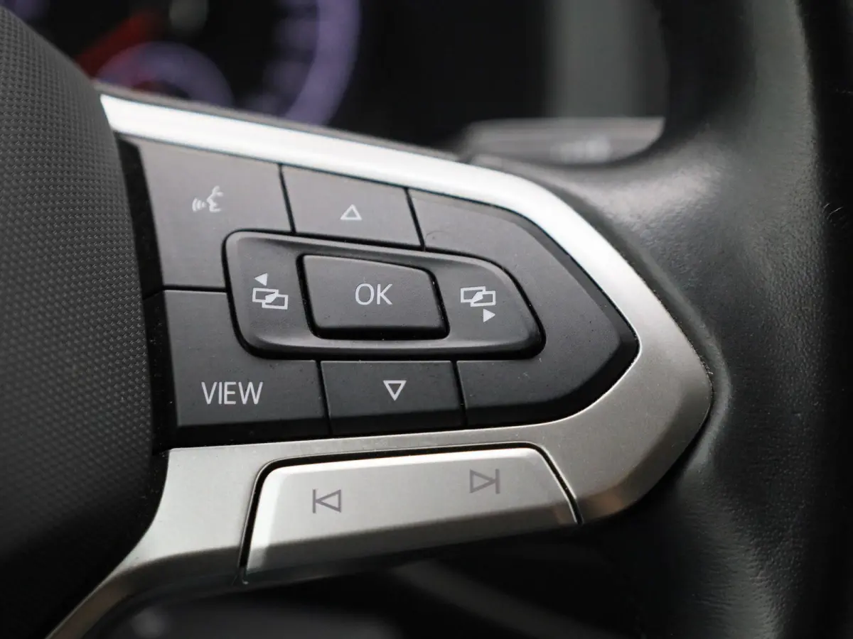 2.0 TDI L2H1 4Motion 150PK | Automaat | Multifunctioneel Stuurwiel | Parkeersensoren Voor + Achter | Navigatie | Achteruitrijcamera | Airco | Adaptive Cruise Controle | Lane Assist |