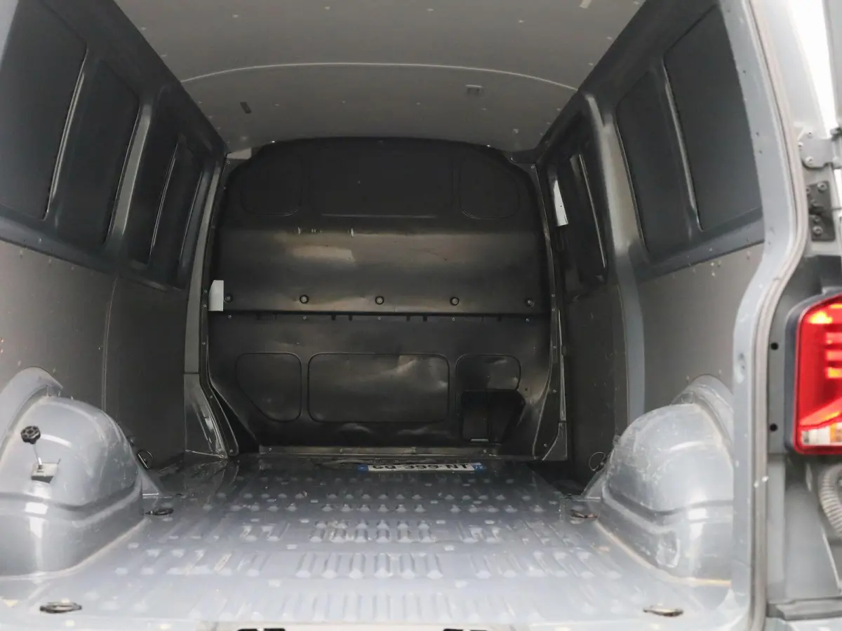 2.0 TDI L2H1 4Motion 150PK | Automaat | Multifunctioneel Stuurwiel | Parkeersensoren Voor + Achter | Navigatie | Achteruitrijcamera | Airco | Adaptive Cruise Controle | Lane Assist |