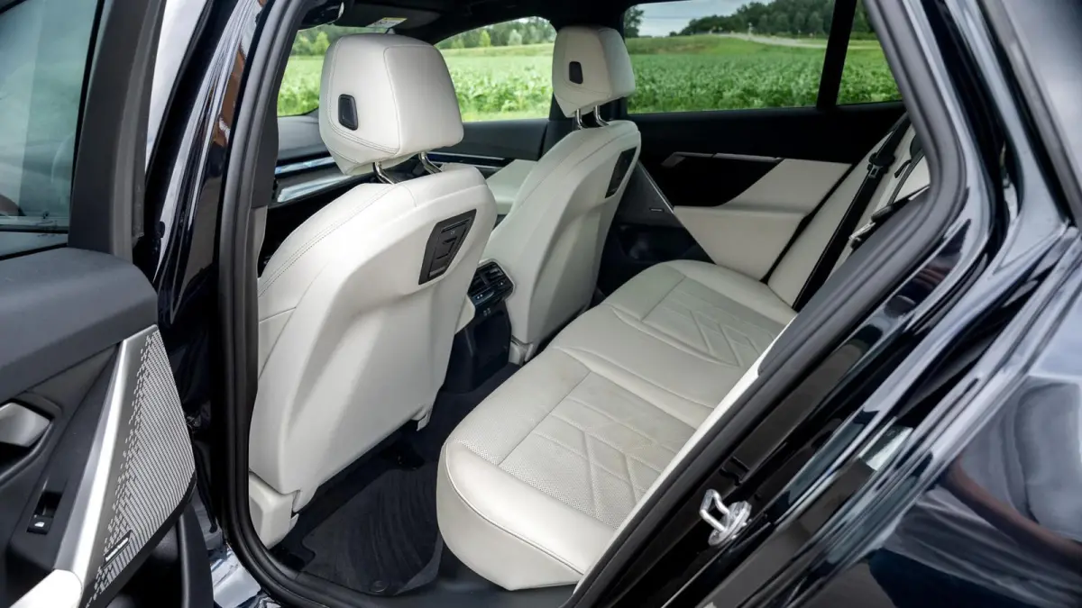 M-Sport Pro - Carbon - Leer- Trekhaak eDrive40 84 kWh M SPORT PRO