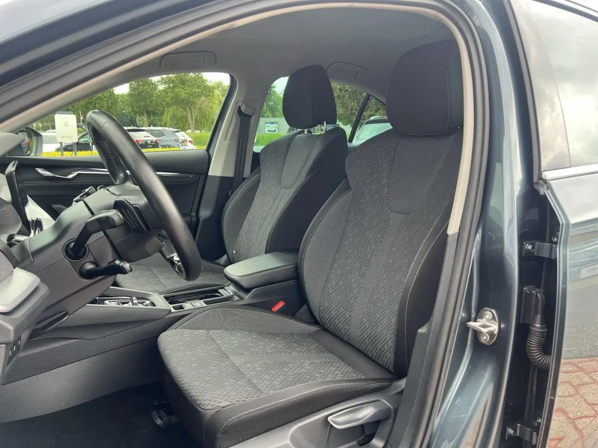 1.4 TSI iV PHEV Business Edition Plus | 204Pk | Automaat | Achteruitrijcamera | LED | Cruise control |