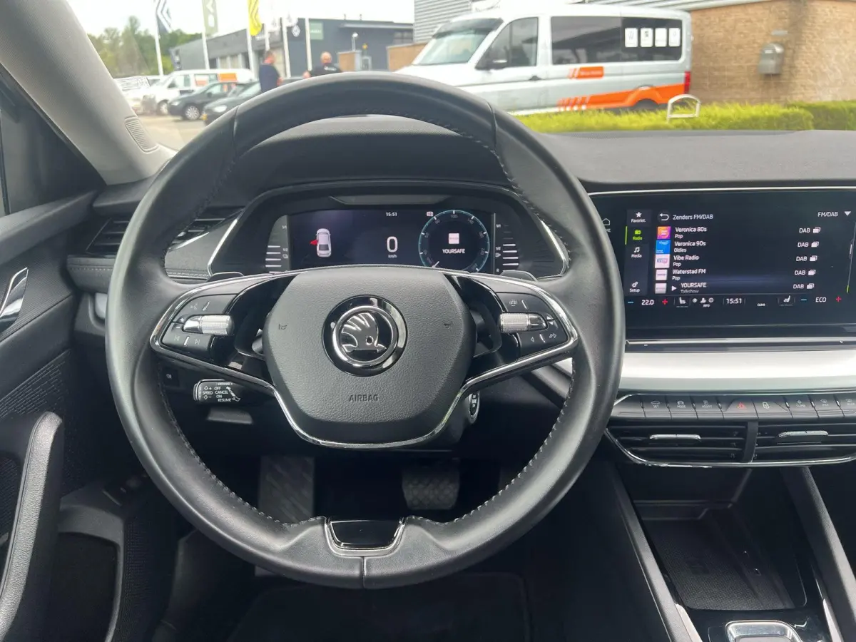 1.4 TSI iV PHEV Business Edition Plus | 204Pk | Automaat | Achteruitrijcamera | LED | Cruise control |