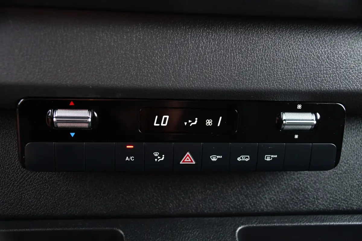 319 V6 3.0 CDI L2H1 DC 4x4 PB Edtion Cruise, Carplay, 4Matic, 10,5'' Mbux, Automaat, Airco, Uniek!