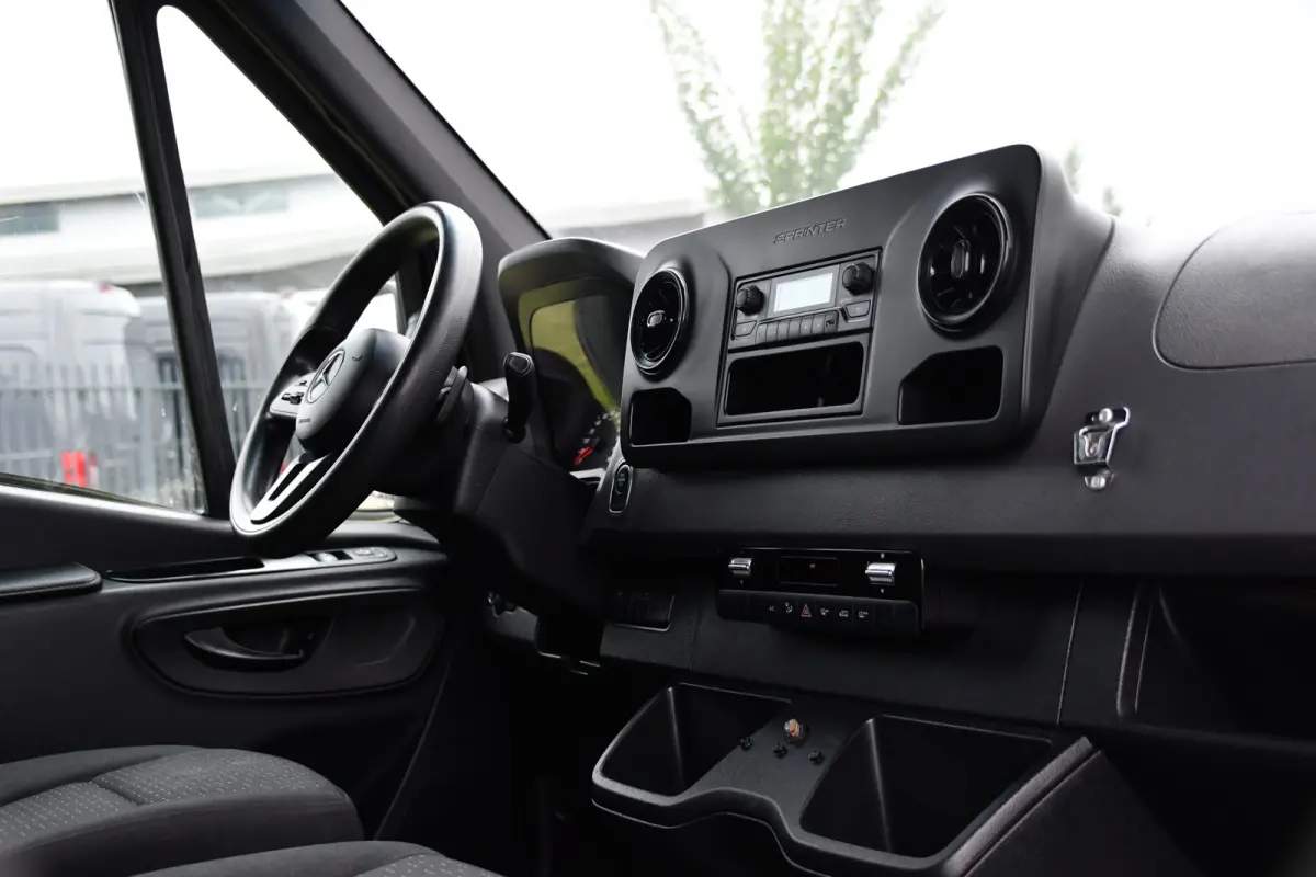 319 V6 3.0 CDI L2H1 DC 4x4 PB Edtion Cruise, Carplay, 4Matic, 10,5'' Mbux, Automaat, Airco, Uniek!
