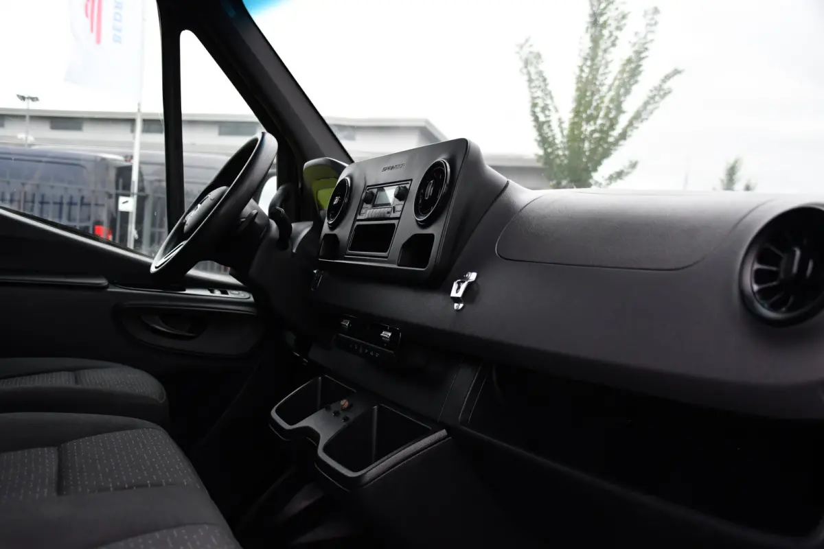 319 V6 3.0 CDI L2H1 DC 4x4 PB Edtion Cruise, Carplay, 4Matic, 10,5'' Mbux, Automaat, Airco, Uniek!
