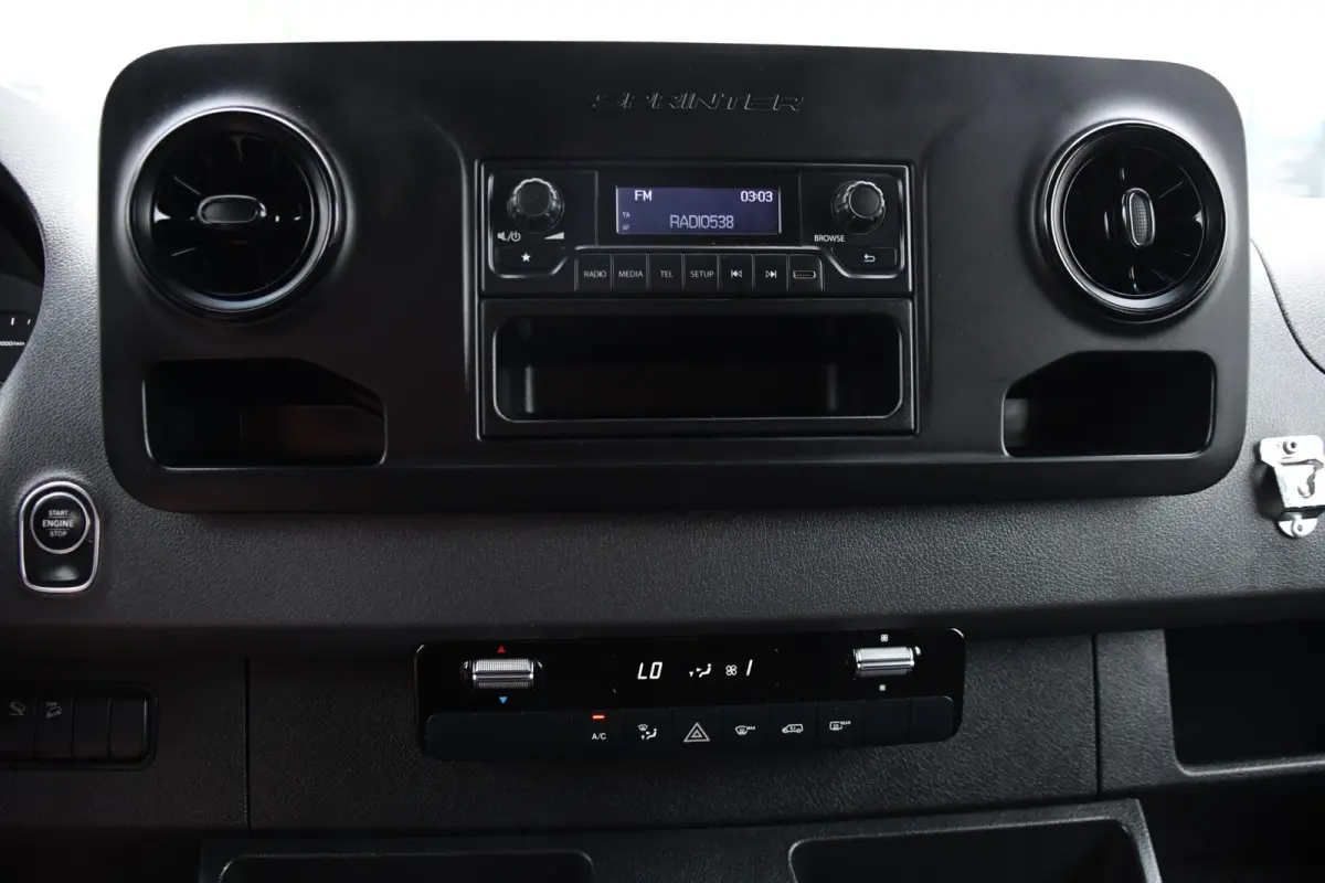 319 V6 3.0 CDI L2H1 DC 4x4 PB Edtion Cruise, Carplay, 4Matic, 10,5'' Mbux, Automaat, Airco, Uniek!