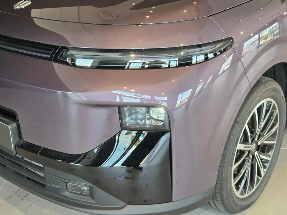 Design EV 18.8 kWh | €1500,- korting !! | Vanaf €489,- Private Lease per maand ! | Achteruitrijcamera | Apple Carplay/Android Auto|telefoonintegratie premium | Cruise control adaptief