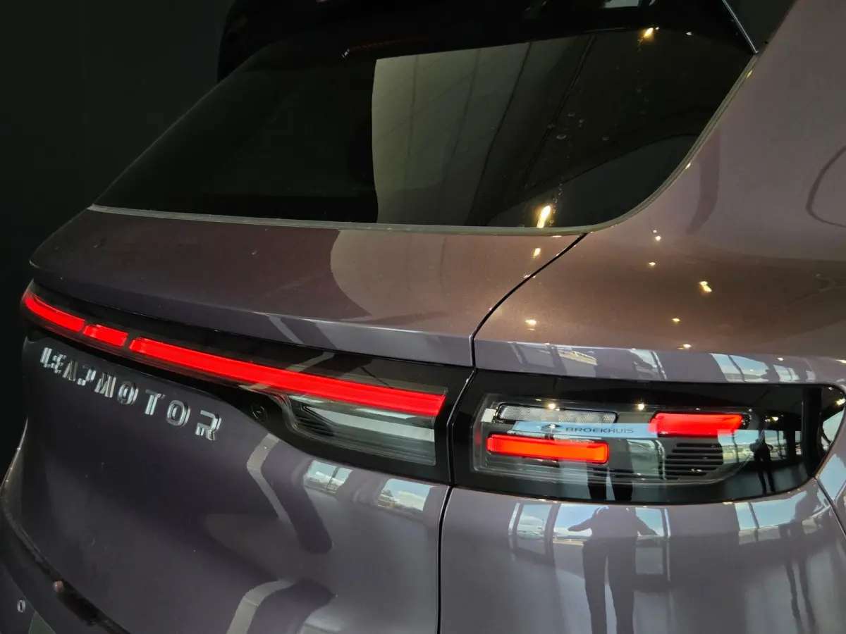 Design EV 18.8 kWh | €1500,- korting !! | Vanaf €489,- Private Lease per maand ! | Achteruitrijcamera | Apple Carplay/Android Auto|telefoonintegratie premium | Cruise control adaptief