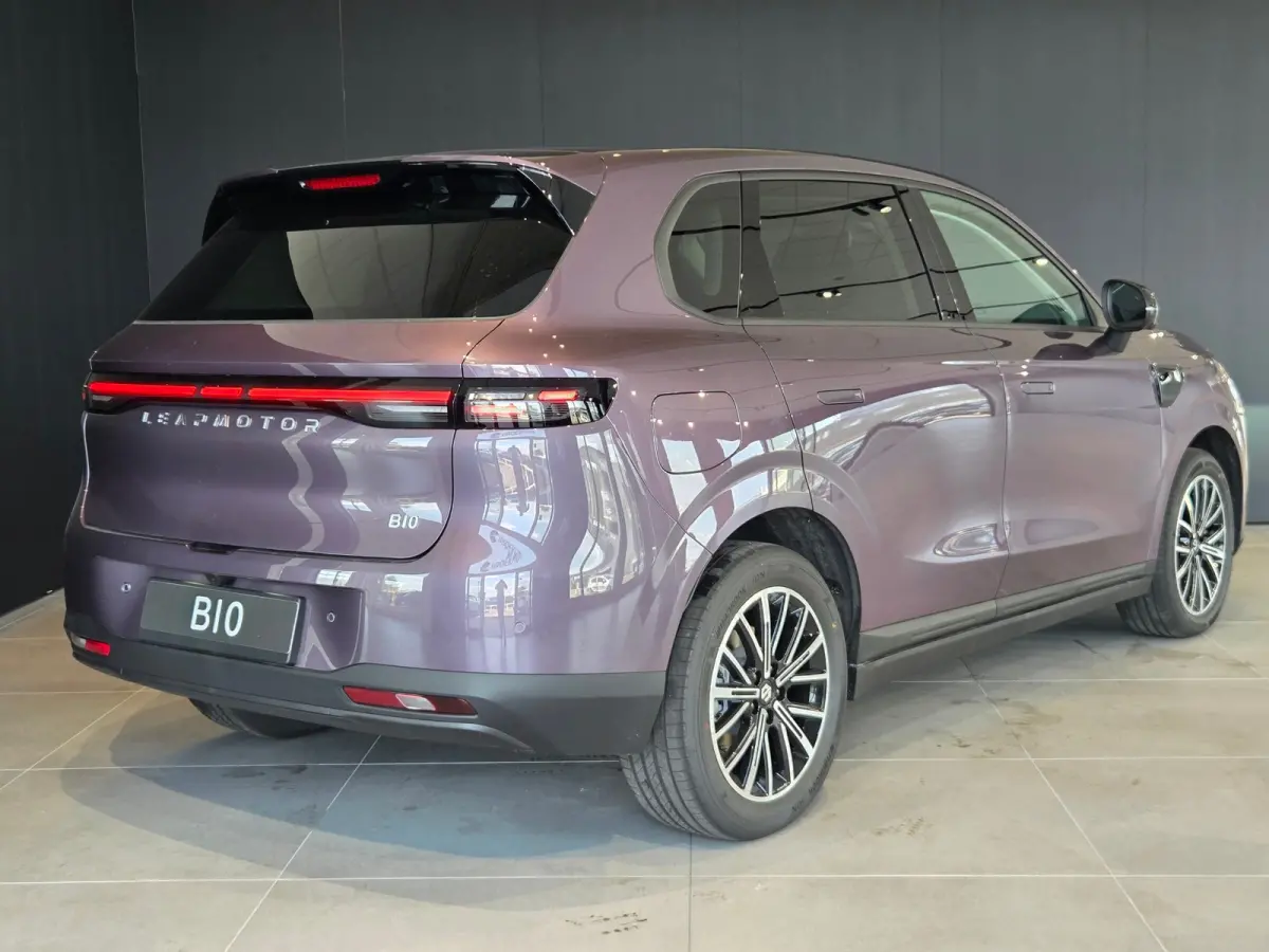Design EV 18.8 kWh | €1500,- korting !! | Vanaf €489,- Private Lease per maand ! | Achteruitrijcamera | Apple Carplay/Android Auto|telefoonintegratie premium | Cruise control adaptief